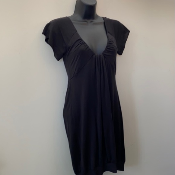 Wilfred Dresses & Skirts - Wilfred BLK fine knit dress, S AAA107